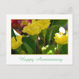 Cartão Postal Adorável aniversário das flores amarelas do jardim