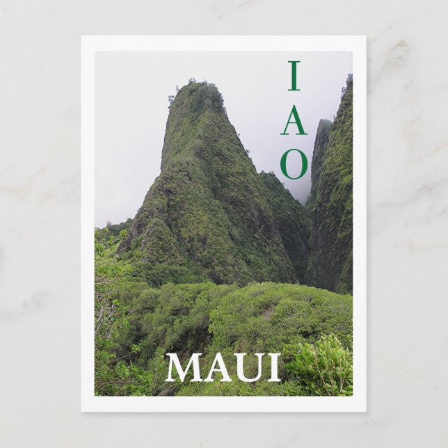 CARTÃO POSTAL AGULHA DO IAO (MAUI) ENVOLTA EM NUVENS" (Frente)