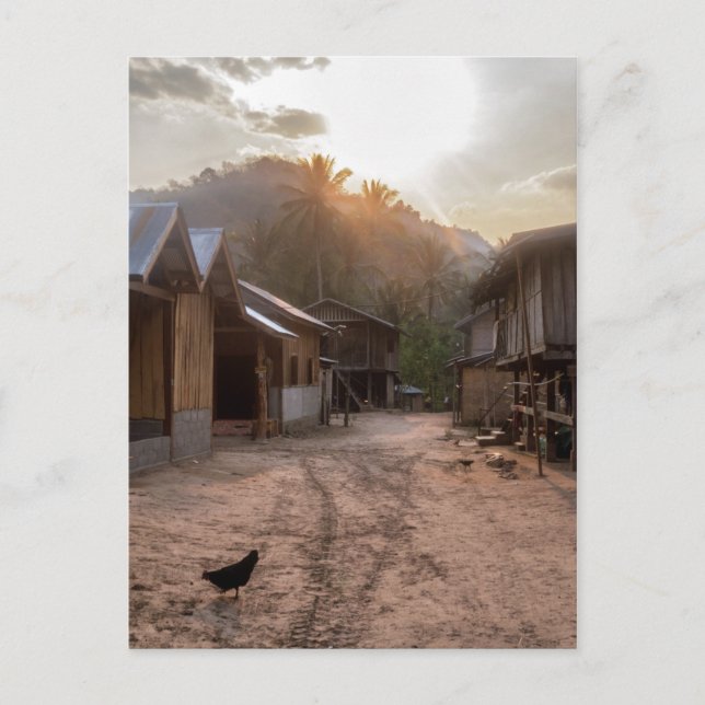 Cartão Postal Aldeia Rural Riverside no rio Mekong, Laos (Frente)