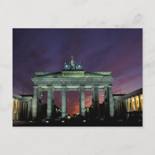 Cartão Postal Alemanha, Berlim. Porta de Brandenburgo à noite.