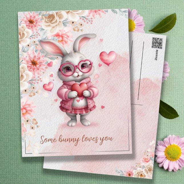 Cartão Postal Alguns Coelhinhos Te Ama Um Coelhinho Rosa Românti (Some Bunny Loves You Romantic Pink Bunny & Hearts Postcard)