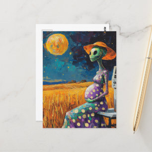 Cartão Postal Alienígena de ser mãe em um campo de trigo
