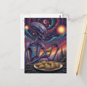 Cartão Postal Alienígena Roxo Comendo Pierogies