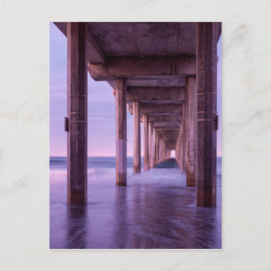 Cartão Postal Amanhecer roxo no píer de Scripps