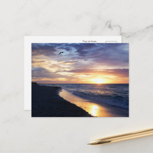 Cartão Postal Amanhecer Sereno em uma Praia Mexicana