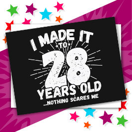 Cartão Postal Aniversário de 28 Anos Sarcástico Meme Divertido