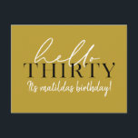 Cartão Postal Aniversário de 30 anos de Script e Geométrico<br><div class="desc">Script moderno e convite para trinta anos geométricos. Padrão geométrico moderno do dorso. Parte de uma coleção. A cor pode ser alterada.</div>