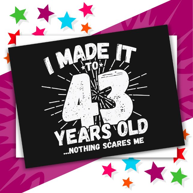 Cartão Postal Aniversário de 43 Anos Sarcástico Meme Engraçado (Criador carregado)