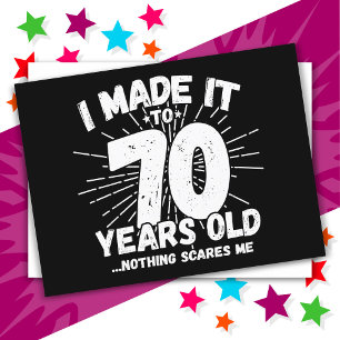 Cartão Postal Aniversário de 70 Anos Meme Sarcástico Engraçado