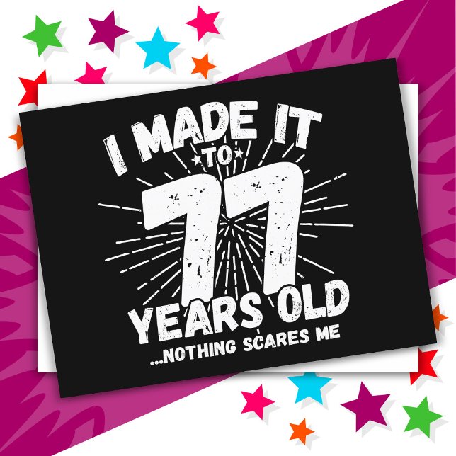 Cartão Postal Aniversário de 77 Anos Engraçado Meme Sarcástico (Criador carregado)