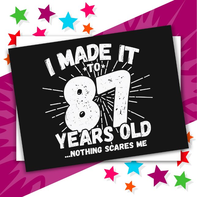 Cartão Postal Aniversário de 87 Anos Sarcástico Meme Engraçado (Criador carregado)