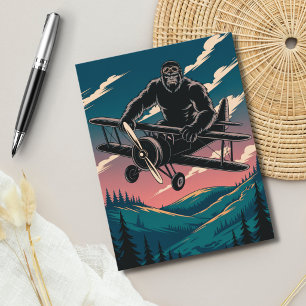 Cartão Postal Aniversário Divertido Pé Grande Avião Antigo Nuven
