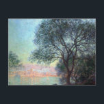 Cartão Postal Antibos pela manhã por Claude Monet<br><div class="desc">Antibos da Manhã (1888), de Claude Monet, é uma pintura impressionista de paisagem das artes plásticas que apresenta uma visão de Antibes através das árvores e do Mar Mediterrâneo na Riviera Francesa, em França. Sobre o artista: Claude Monet (1840-1926) foi o fundador do movimento de pintura impressionista francês, com a...</div>