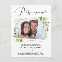Anúncio de adiamento de casamento com foto de verd
