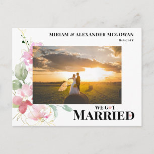 Cartão Postal Anúncio de casamento Floral Nós nos casamos