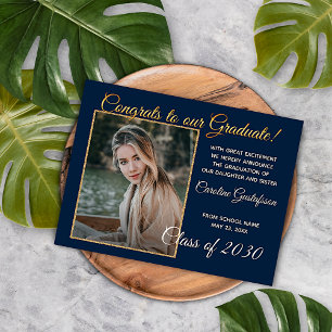 Cartão Postal Anúncio de Formatura com Brilho Dourado Azul Escur