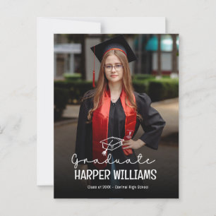 Cartão Postal Anúncio de Graduação de Artsy Doodles