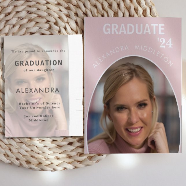 Cartão Postal Anúncio de Graduação Foto do Formando Moderno Rosa (Criador carregado)