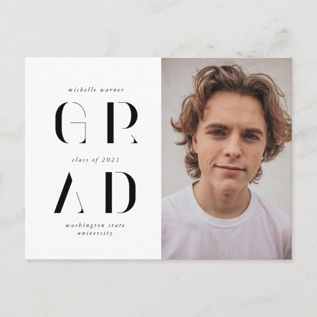 Cartão Postal anúncio elegante de graduação de script moderno (Frente)