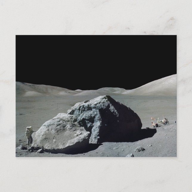 Cartão Postal Apollo 17 Astronauta e Veículo na Lua (Frente)