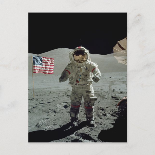 Cartão Postal Apollo 17 Astronauta no Vale de Taurus Littrow (Frente)