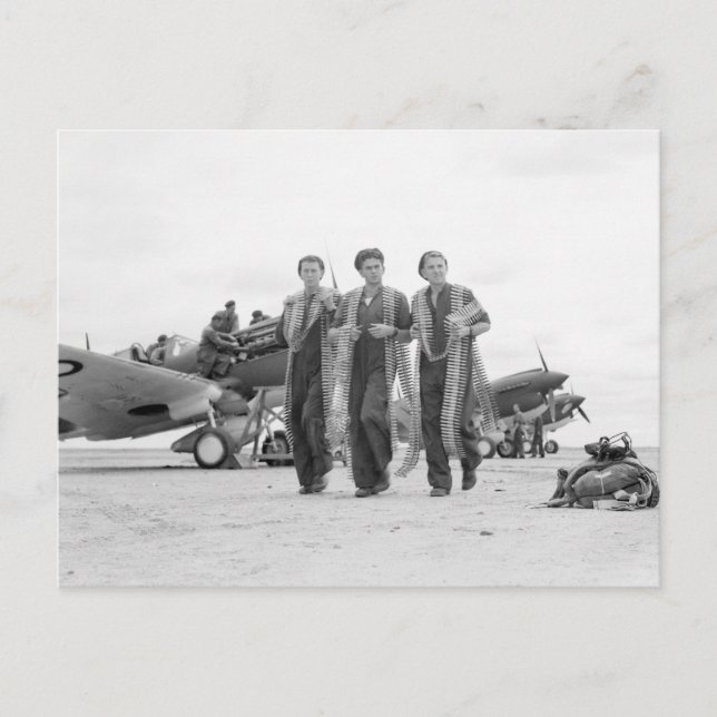 Cartão Postal Armado aos dentes, anos 40 (Frente)