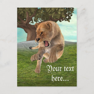 Cartão Postal Arte de Aventura na Selva com Leoa Feroz