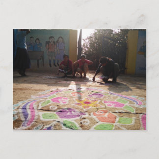 Cartão Postal Arte de Rangoli da manhã na juba de Baale!