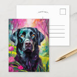 Cartão Postal Arte Moderna Retrato do Laboratório Negro<br><div class="desc">Um retrato surpreendente de arte moderna gerada por IA de um laboratório negro colocado contra um fundo abstrato rosa e verde de jardim floral. A silhueta escura do cão contrasta lindamente com as cores vibrantes e giratórias do jardim, misturando a natureza e o animal num estilo expressivo e contemporâneo. As...</div>