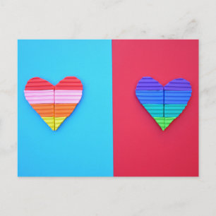 Cartão Postal Arte Pop Amor Corações Gêmeos Arco-íris