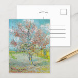 Cartão Postal Árvore de Pêssego de Flor | Vincent van Gogh<br><div class="desc">Flor da Árvore de Pêssego (1888) pelo artista poste-impressionista holandês Vincent van Gogh. Arte original é um óleo na canvas que representa uma bela paisagem de árvores rosa floridas. Use as ferramentas de design para adicionar texto personalizado ou personalizar a imagem.</div>