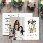 Cartão Postal Árvore Feliz de Natal com Foto Dourada Preta Festi<br><div class="desc">Espalhe a alegria das festas com este cartão-postal festivo com árvores geométricas de Natal e arte de tipografia que diz "Feliz Natal", ao lado da sua foto. O backside apresenta as saudações, o nome e a nota personalizados (ou apagar para deixar espaço para uma nota manuscrita). Adicione seu endereço de...</div>