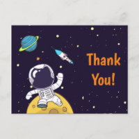 Astronauta Flutuando no Espaço Exterior