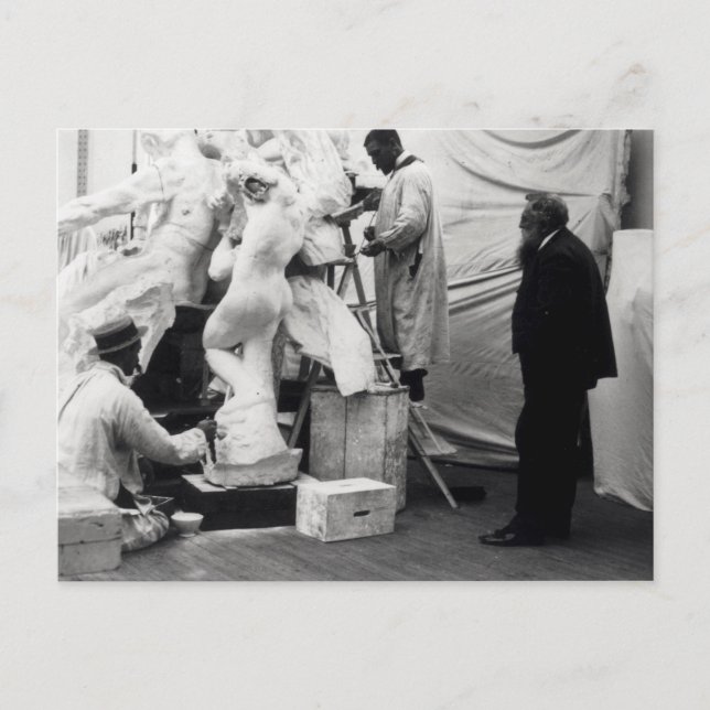 Cartão Postal Auguste Rodin  in his Paris studio (Frente)