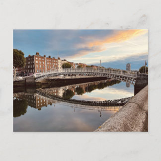Cartão Postal Autumn Sunrise na Ponte Ha'Penny, Dublin