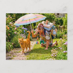 Cartão Postal Aventura de Gato com Mulher Sobrecarregada