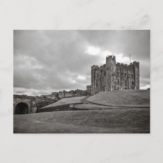 Cartão Postal Bamburgh Castle Inglaterra (Frente)