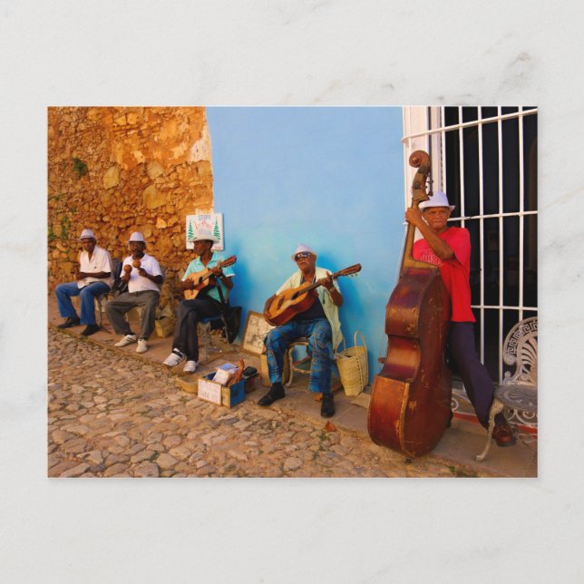 Cartão Postal Banda de rua em Trinidad e Cuba (Frente)