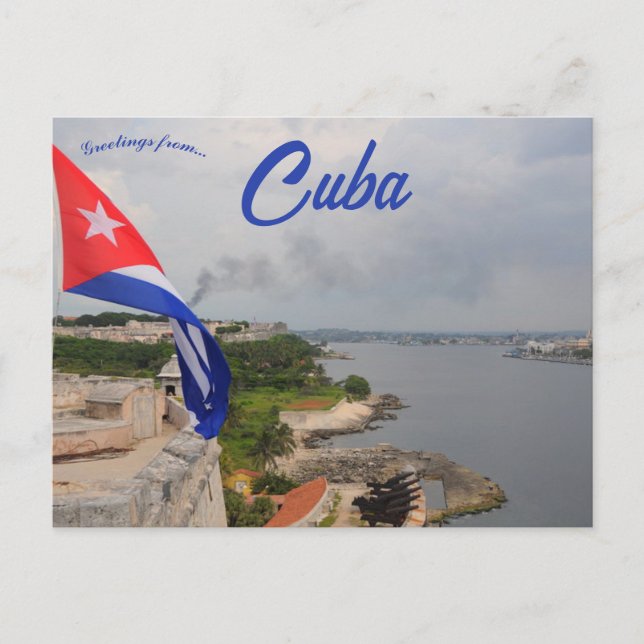Cartão Postal Bandeira Cubana Desfraldada num Forte em Cuba (Frente)