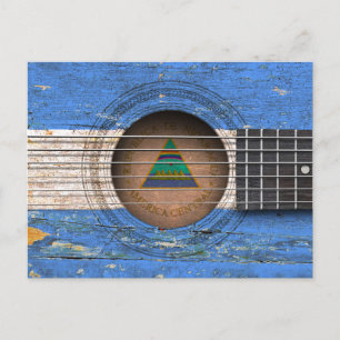 Cartão Postal Bandeira da Nicarágua no violão acústico antigo