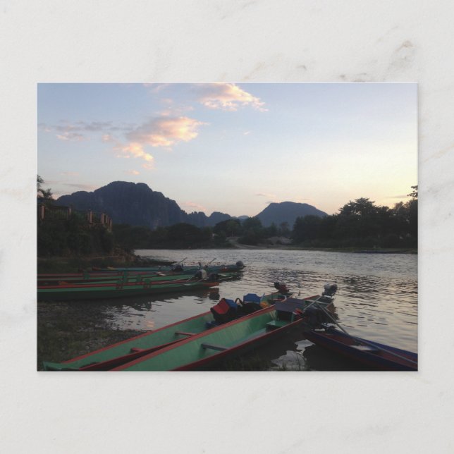 Cartão Postal Barcos de Vang Vieng (Frente)