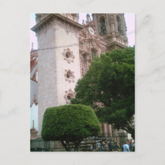 Cartão Postal Base de frente da Catedral de Taxco do zocalo