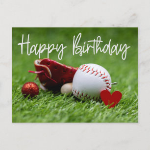 Cartão Postal Basebol em grama verde com amor para aniversário