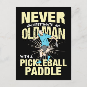 Cartão Postal Batalhão - Homem Velho Com Uma Alça De Pickleball