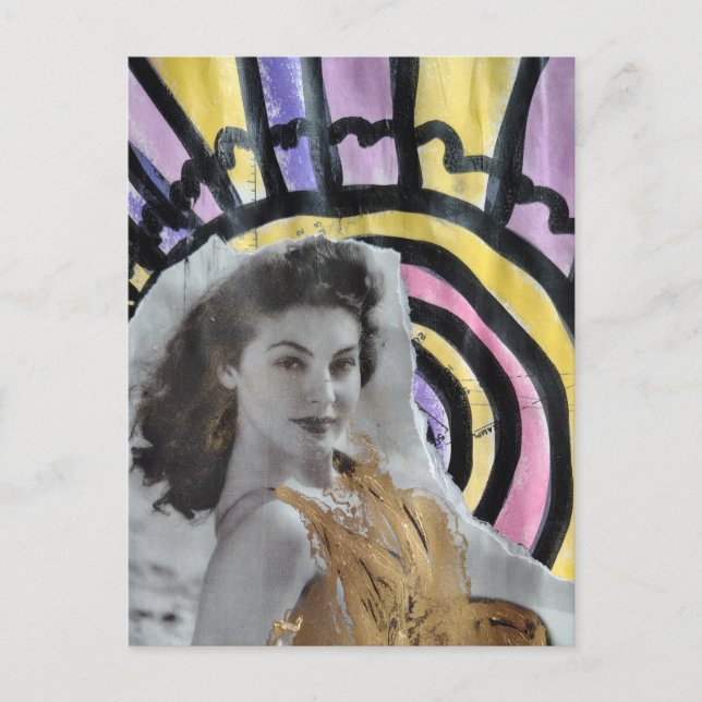 Cartão Postal Beautiful Woman in 1939 on the beach collage art (Frente)