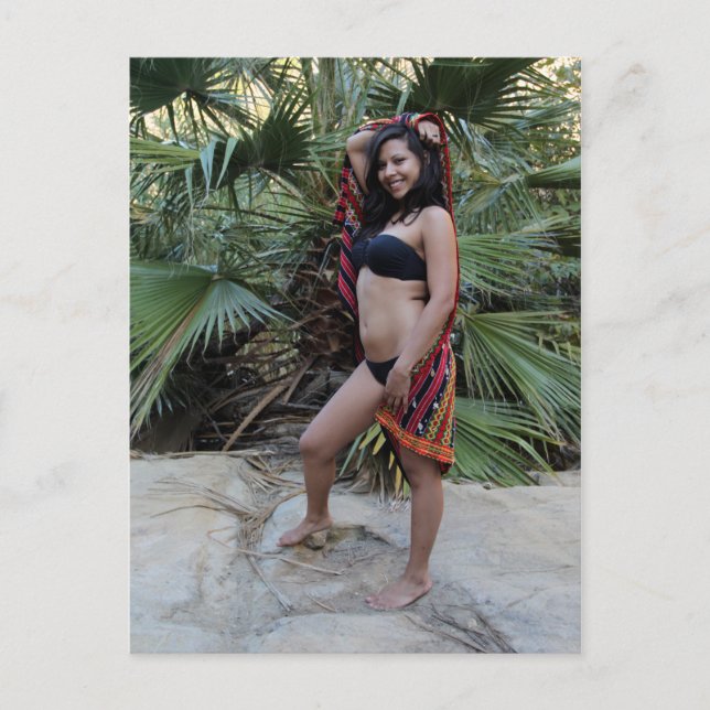 Cartão Postal Beleza hispânica (Frente)