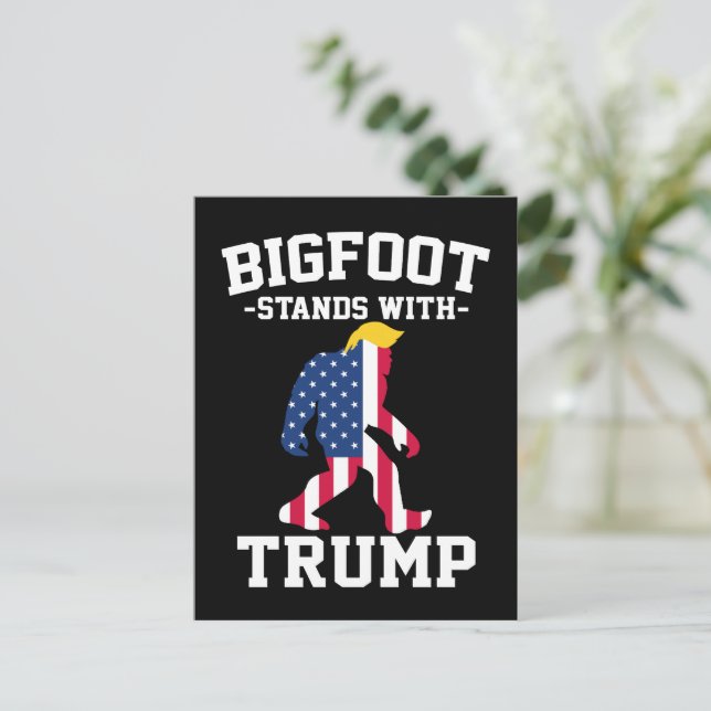Cartão Postal Bigfoot Com Eleições Trump 2024 (Em pé/Frente)
