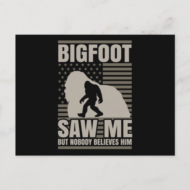 Cartão Postal Bigfoot Saw Me American Flag (Frente)