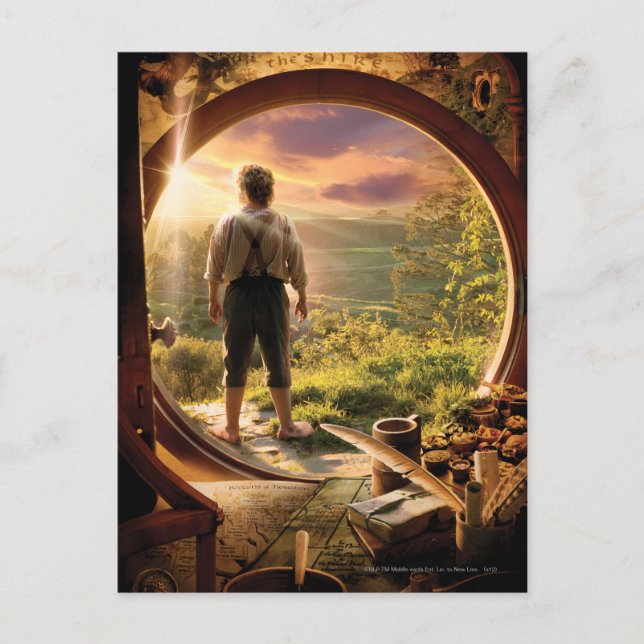 Cartão Postal BILBO BAGGINS™ de volta na colagem de Shire (Frente)