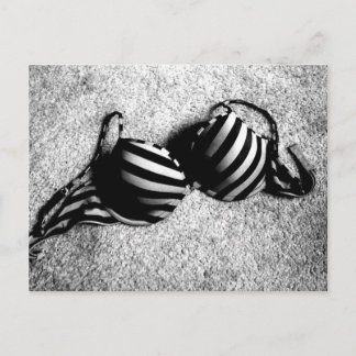Cartão Postal Black and White Bra postcard